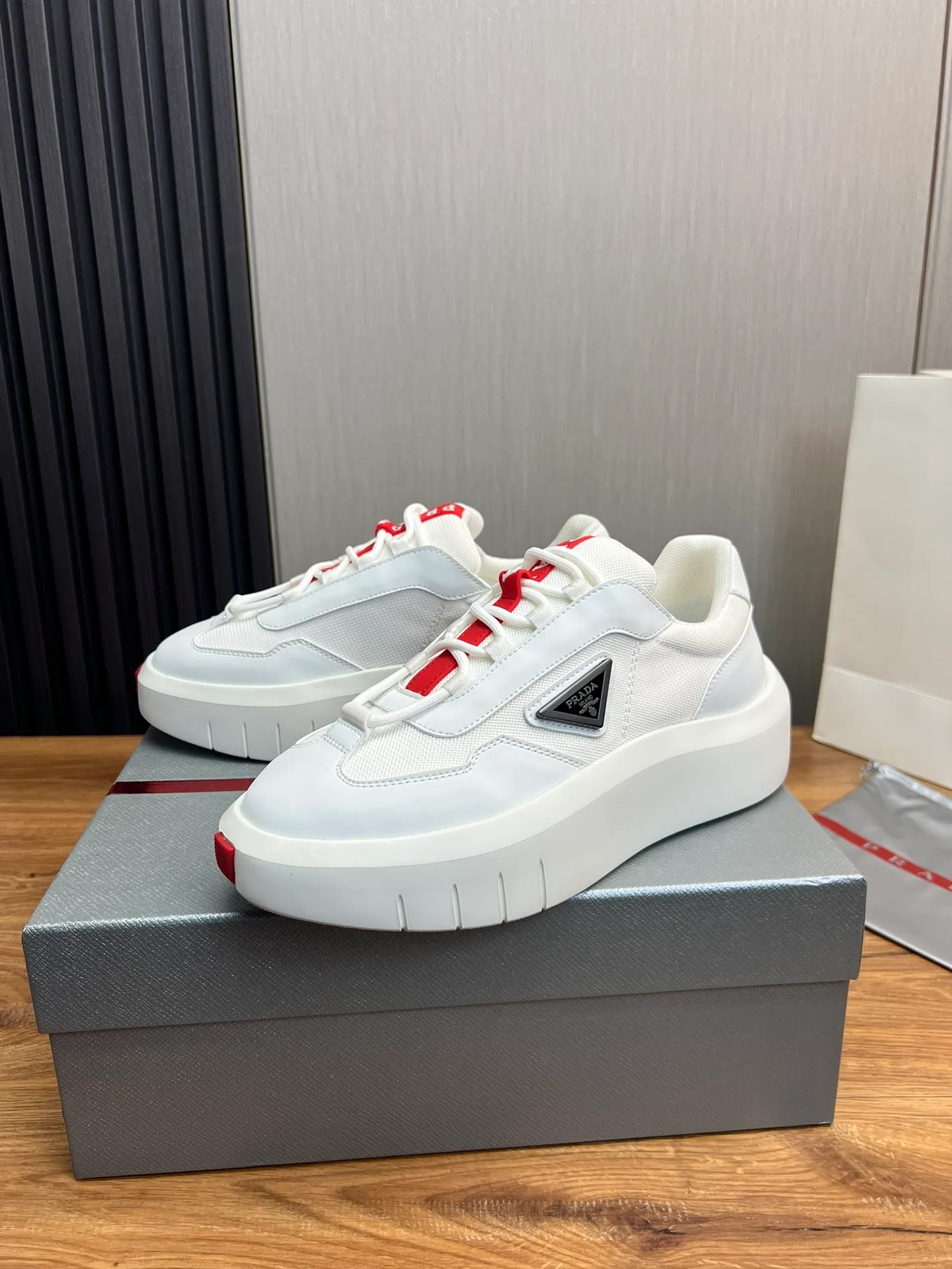 Men's shoes 💰620💰 [PRADA] Men's shoes are popular in the counter, official website is synchronized, high-quality shipments ✔️Original cowhide stitching mesh + cowhide lining, 1🆚1 replica, original original bottom, 38-45 (45 customized, non-refundable)